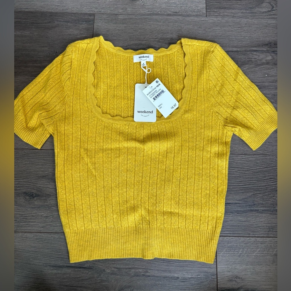 Knit yellow crop too